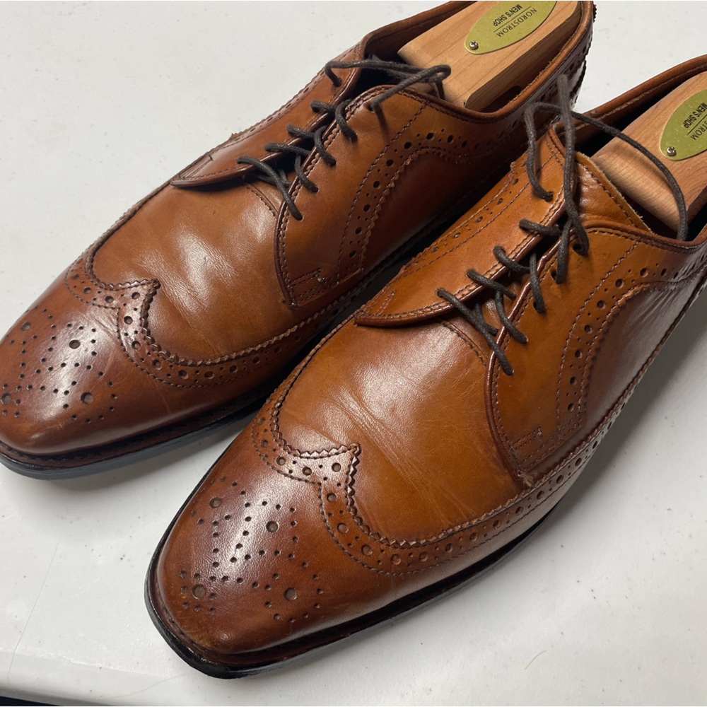 Allen Edmonds Larchmont wingtips, chili color, size 7D.